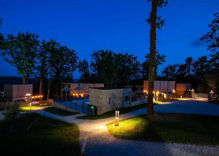 בית נופש Le Pech Eternel - Chataigniers סרלה-לה קנדה